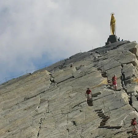 Haus Mondelli דירה