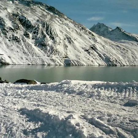 דירה Haus Mondelli סאס-אלמאגל