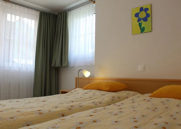 Haus Mondelli 公寓