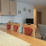 Haus Mondelli Apartment *